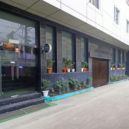 维纳斯广场酒店 新德里 外观 照片